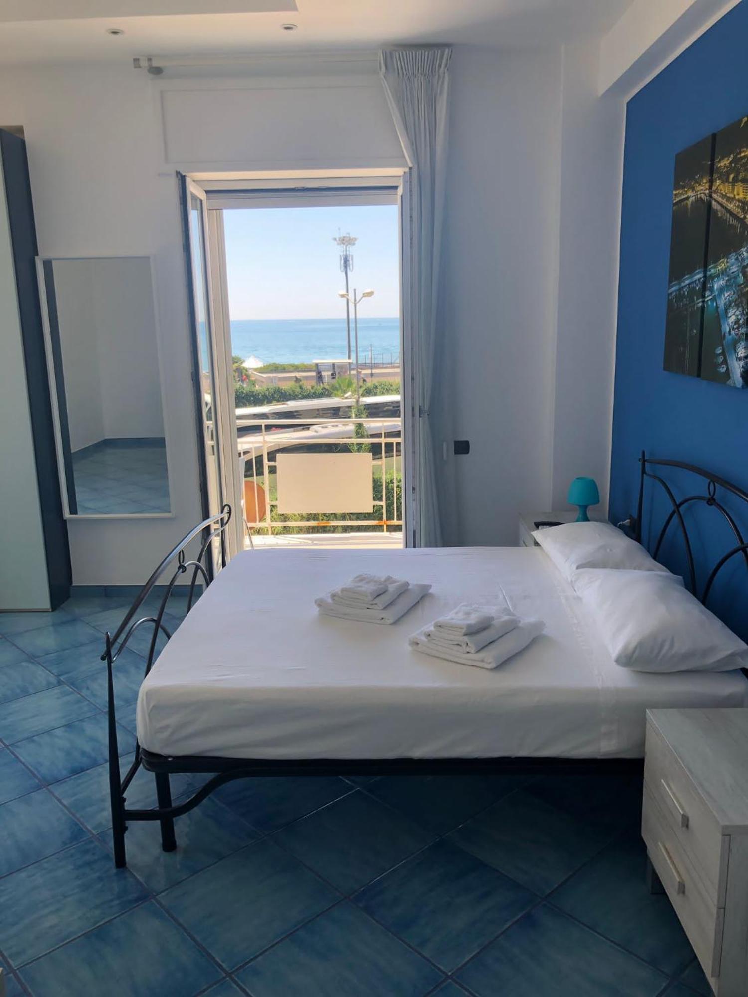 מלון Blue Sea סלרנו מראה חיצוני תמונה